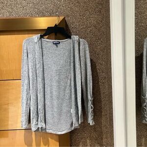 Freshman 1996 girls gray hooded sweater